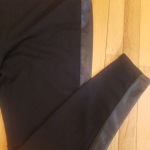 ♥️Faux leather leggings 1XL♥️